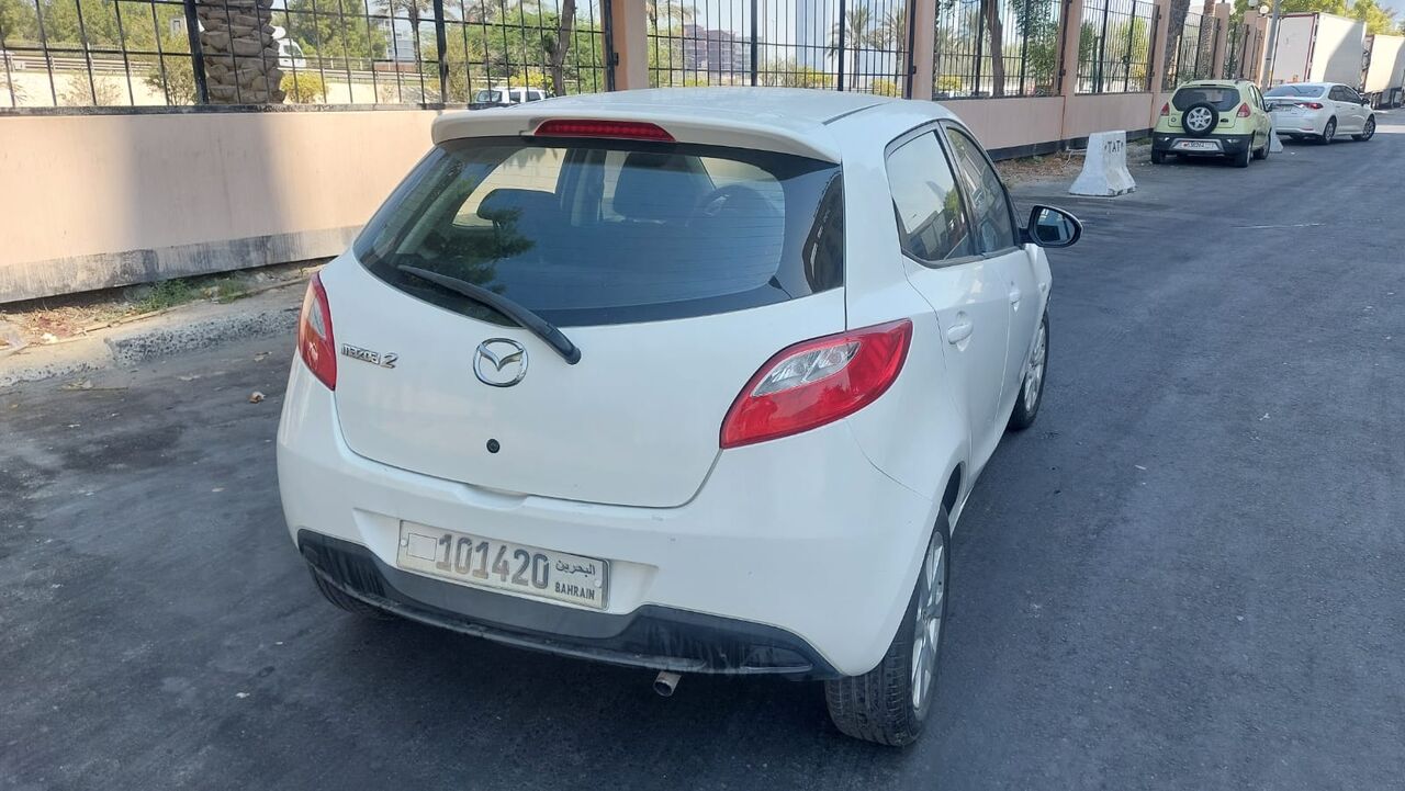 Manama, Vehicles, Cars & Trucks , BHD 1600,  Mazda 2 Hatch Back Very Good Condation,  2011,  Automatic,  280000 KM,