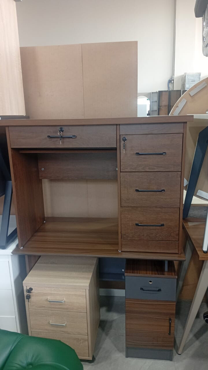 Al Safa, Furniture, SAR 1,  Modern Office Furniture Sets Are Available And Office Tables And Office Chairs