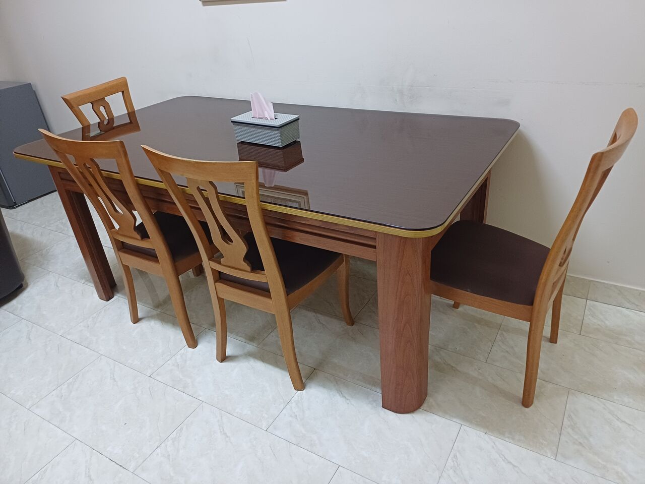 East Riffa, Furniture, BHD 1,  Furniture And Home Appliance. Mobile: 39776886 (call Only) ,35072655 (whats Up Only) )