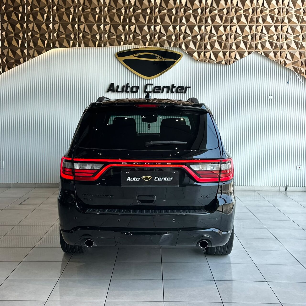 Riffa, Vehicles, Cars & Trucks , BHD 8500,  DODGE DURANGO R/T 2017 BLACK,  2017,  Automatic,  94000 KM,