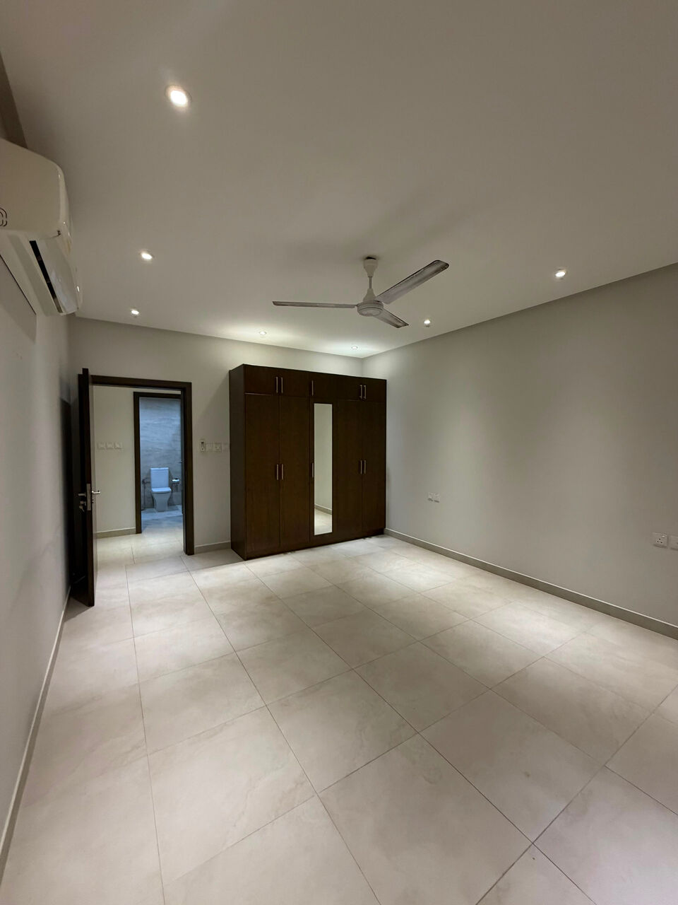 Tubli, Apartments, Flats, Houses & Villas, BHD 270/year,  2 BR,  Spacious 2 Bhk For Rent
