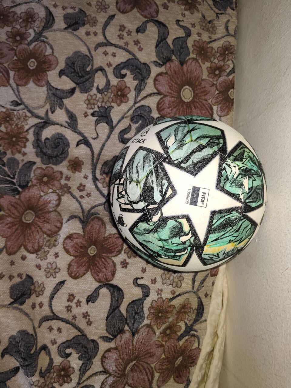 Riyadh, Household Items, SAR 80,  Original Champions League Football For Sale