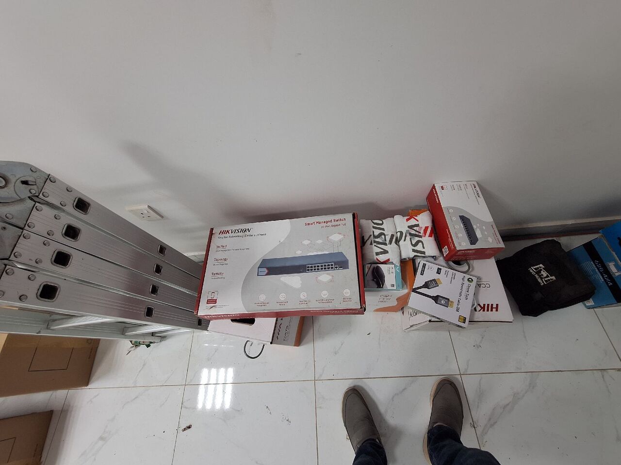 Al Sharafeyah, Computer, ​CCTV Camera Installation, Fitting And Maintenance Services