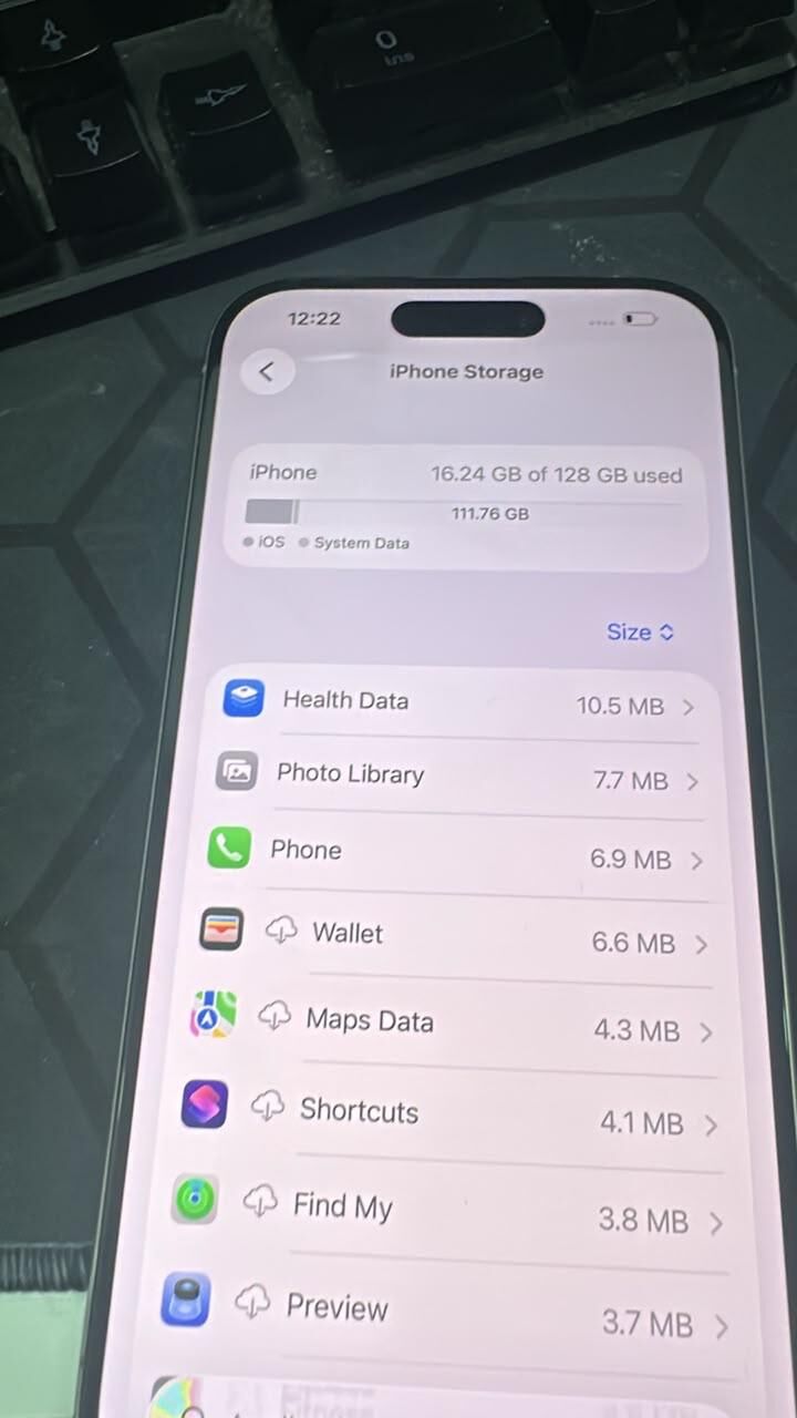 Khobar, Mobile Phones, SAR 2300,  IPhone 15 Pro, 128GB, Titanium, Used Only For 1 Month, 100% Battery Health