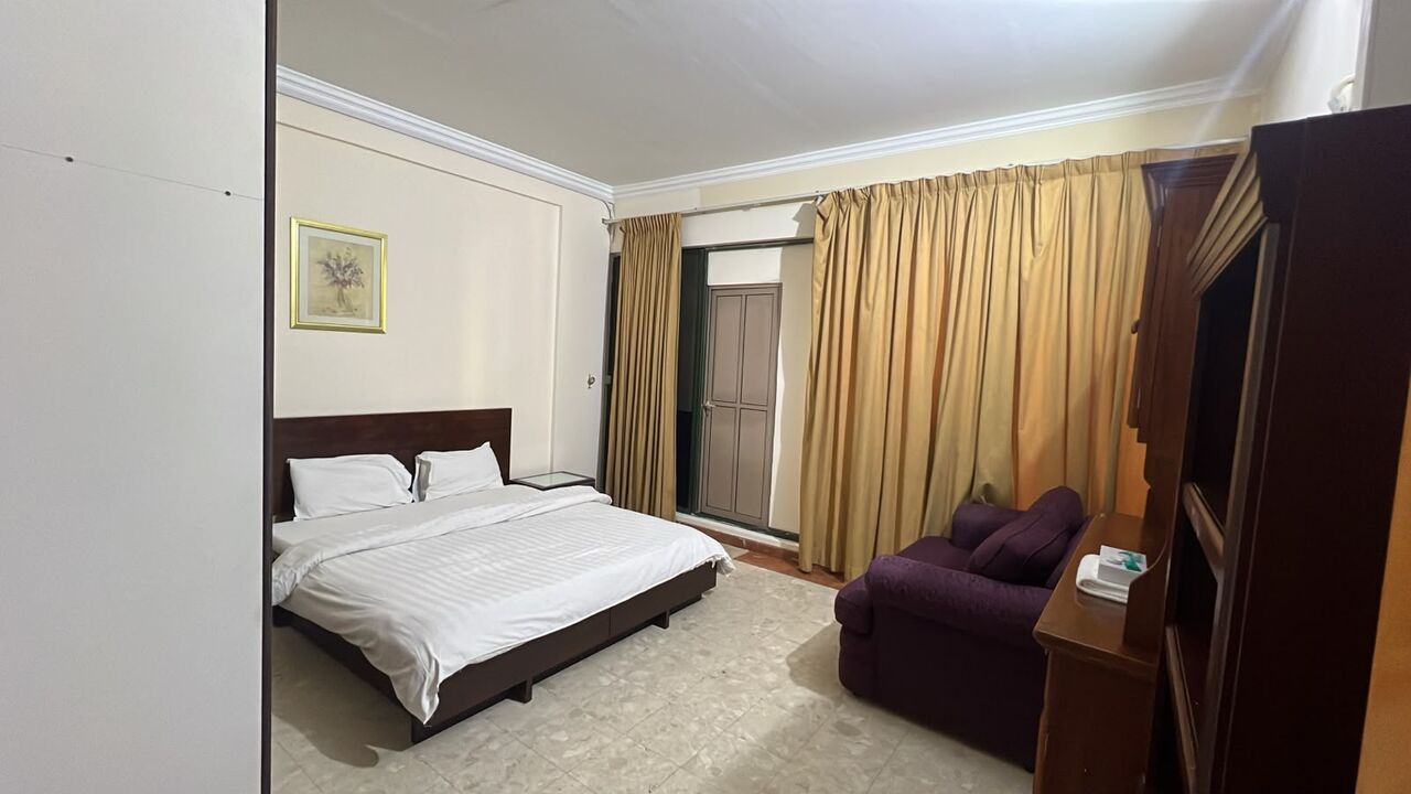 Juffair, Apartments, Flats, Houses & Villas, BHD 320/month,  Furnished,  2 BR,  Location:  Juffair Mall