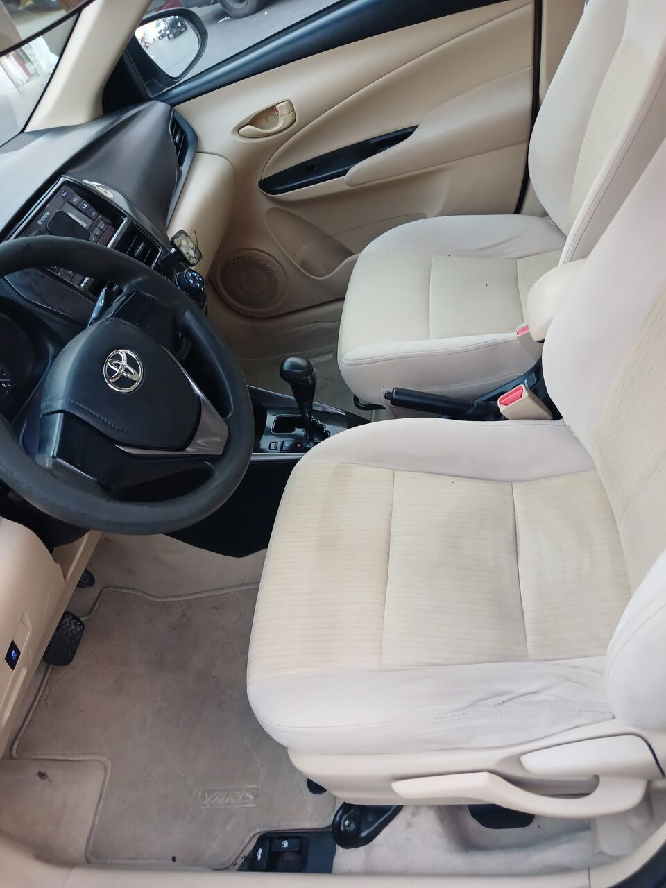 Jeddah, Vehicles, Cars & Trucks , SAR 34000,  Toyota Yaris,  2022,  Automatic,  240000 KM,