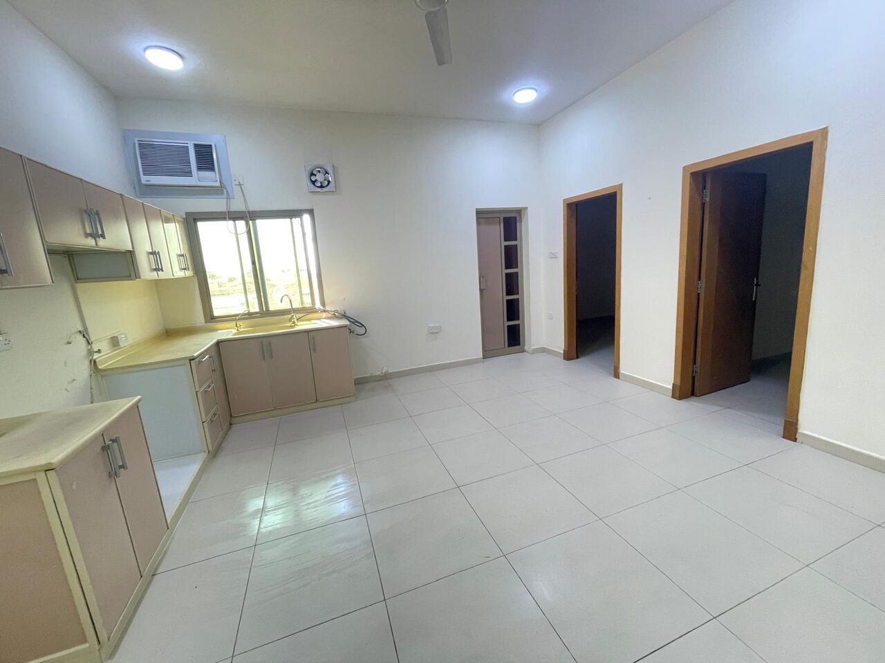 Umm Al Hassam, Apartments, Flats, Houses & Villas, BHD 220/month,  2 BR,  2 Bedroom Flat In Umm La Hassam With Ewa