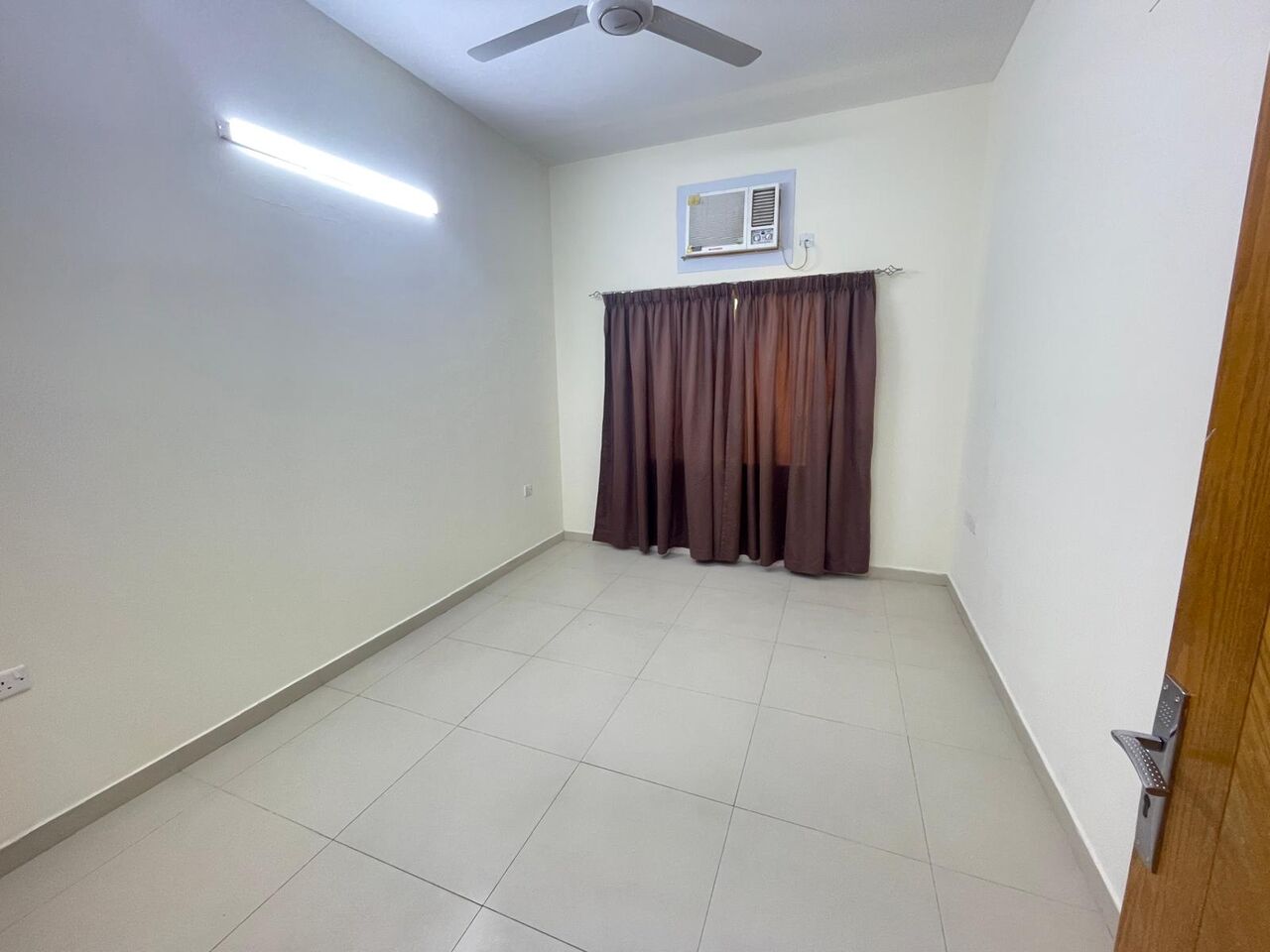 Umm Al Hassam, Apartments, Flats, Houses & Villas, BHD 220/month,  2 BR,  2 Bedroom Flat In Umm La Hassam With Ewa
