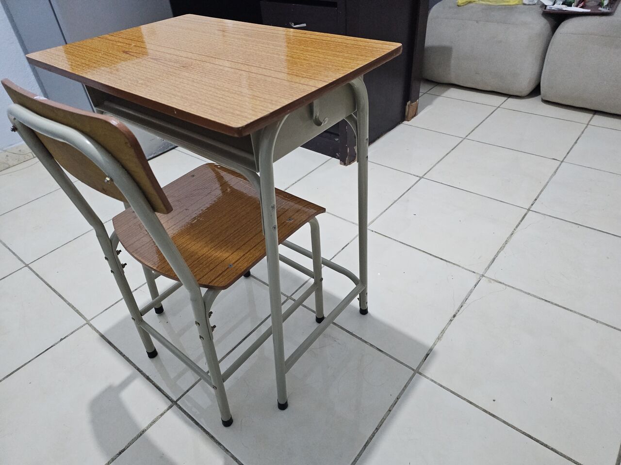 Jeddah, Furniture, SAR 150,  Study Table With Chair