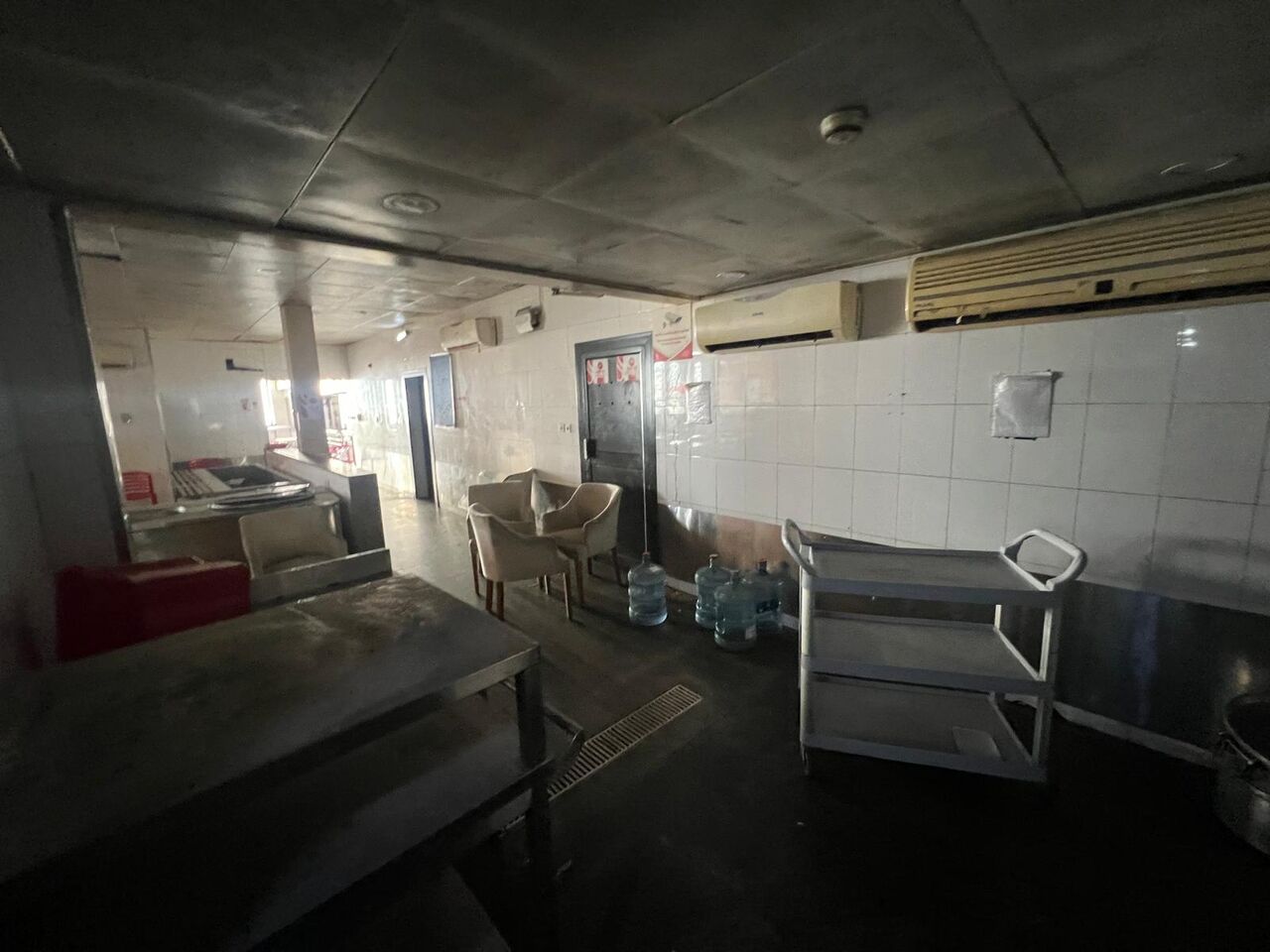 Manama, Shops, BHD 3500,  732 Sq. Meter,  Premium Arabic Restaurant For Rent Near Manama