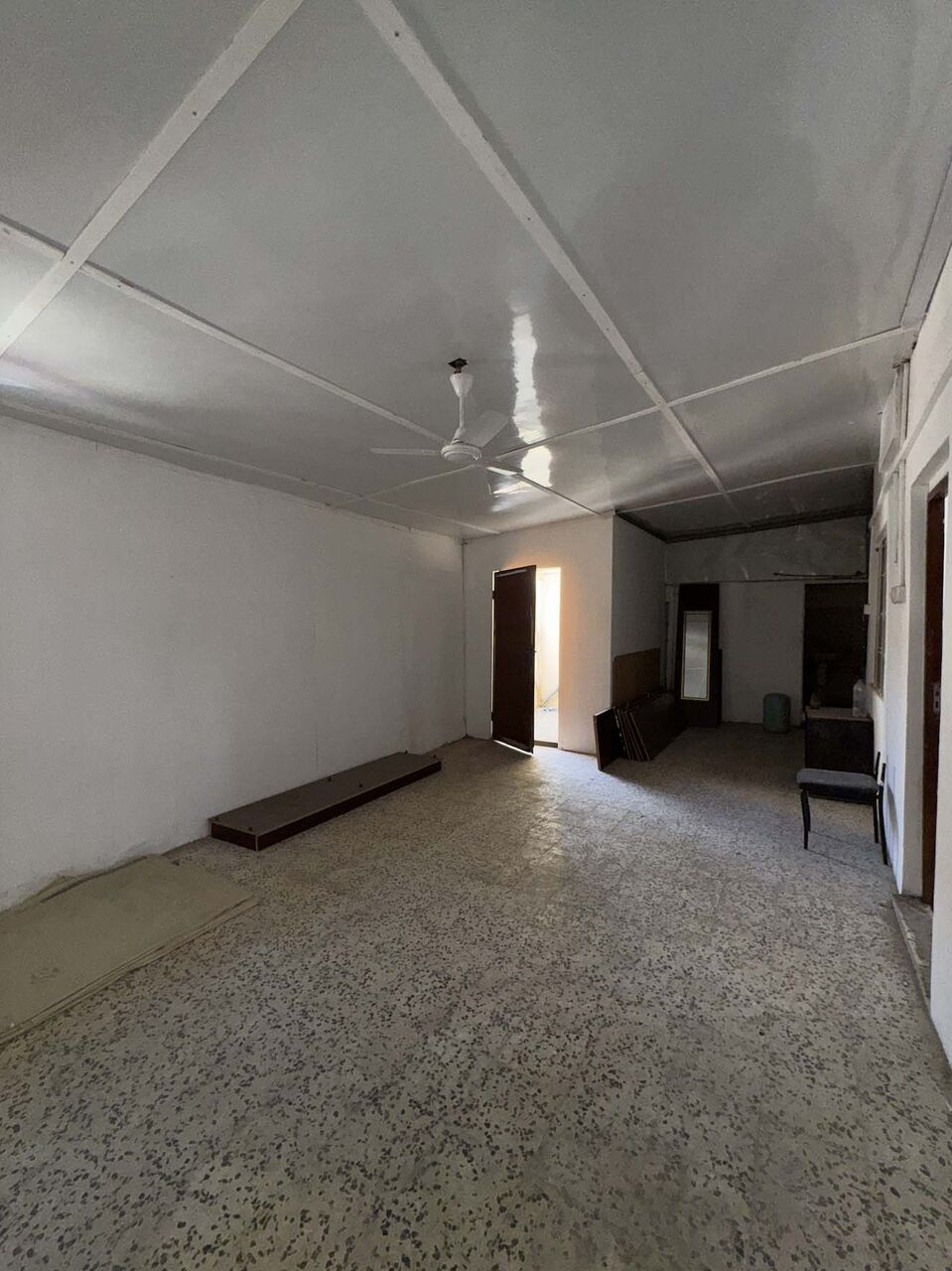 Naim, Apartments, Flats, Houses & Villas, BHD 110/month,  2 BR,  Flat For Rent - Near Manama Bus Terminal