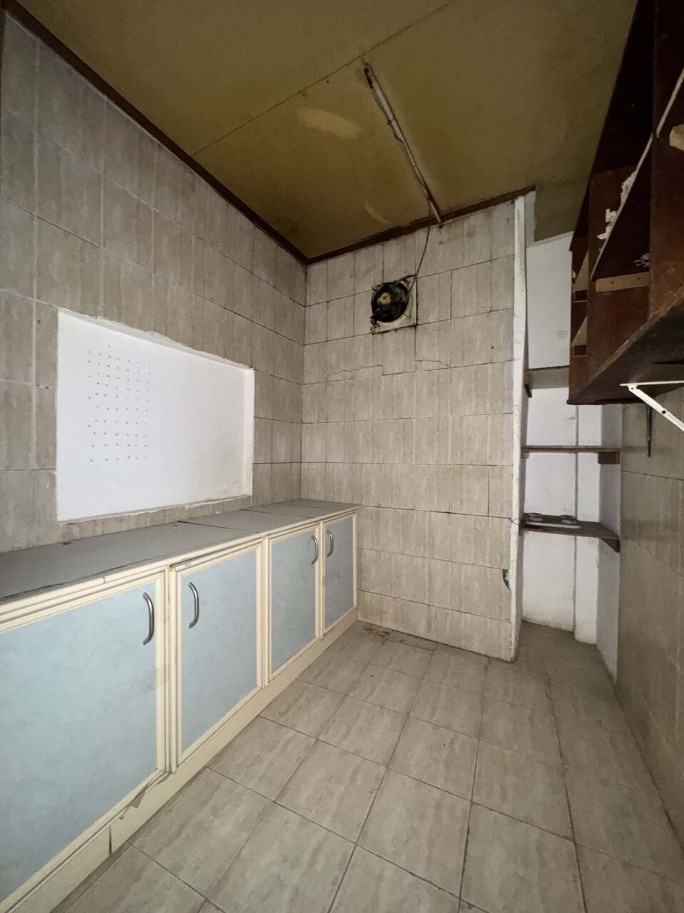 Naim, Apartments, Flats, Houses & Villas, BHD 110/month,  2 BR,  Flat For Rent - Near Manama Bus Terminal