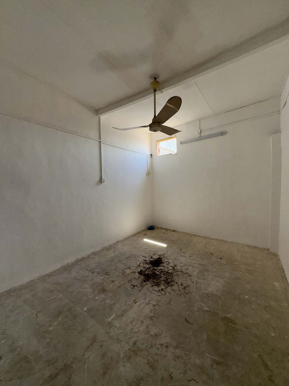 Naim, Apartments, Flats, Houses & Villas, BHD 110/month,  2 BR,  Flat For Rent - Near Manama Bus Terminal