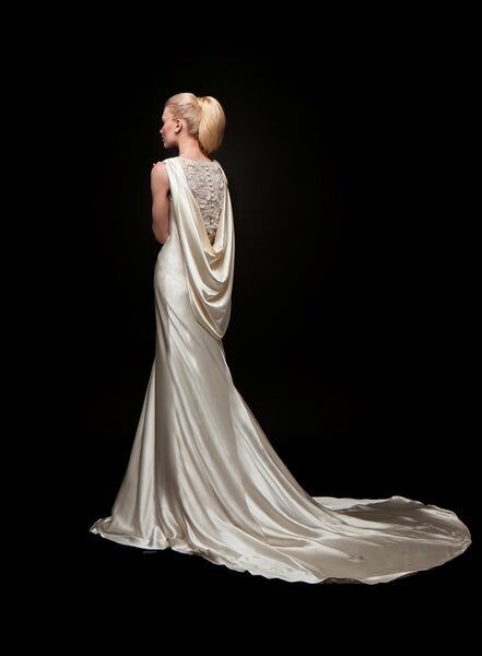 New York, Clothing & Accessories, Buy Luxury Bridal Wedding Gowns For Your Dream Ceremony &mdash; Tony Hamawy