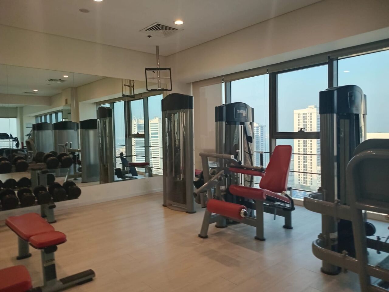Juffair, Apartments, Flats, Houses & Villas, BHD 250/month,  Furnished,  Studio,  LUXURY Studio With Cinema