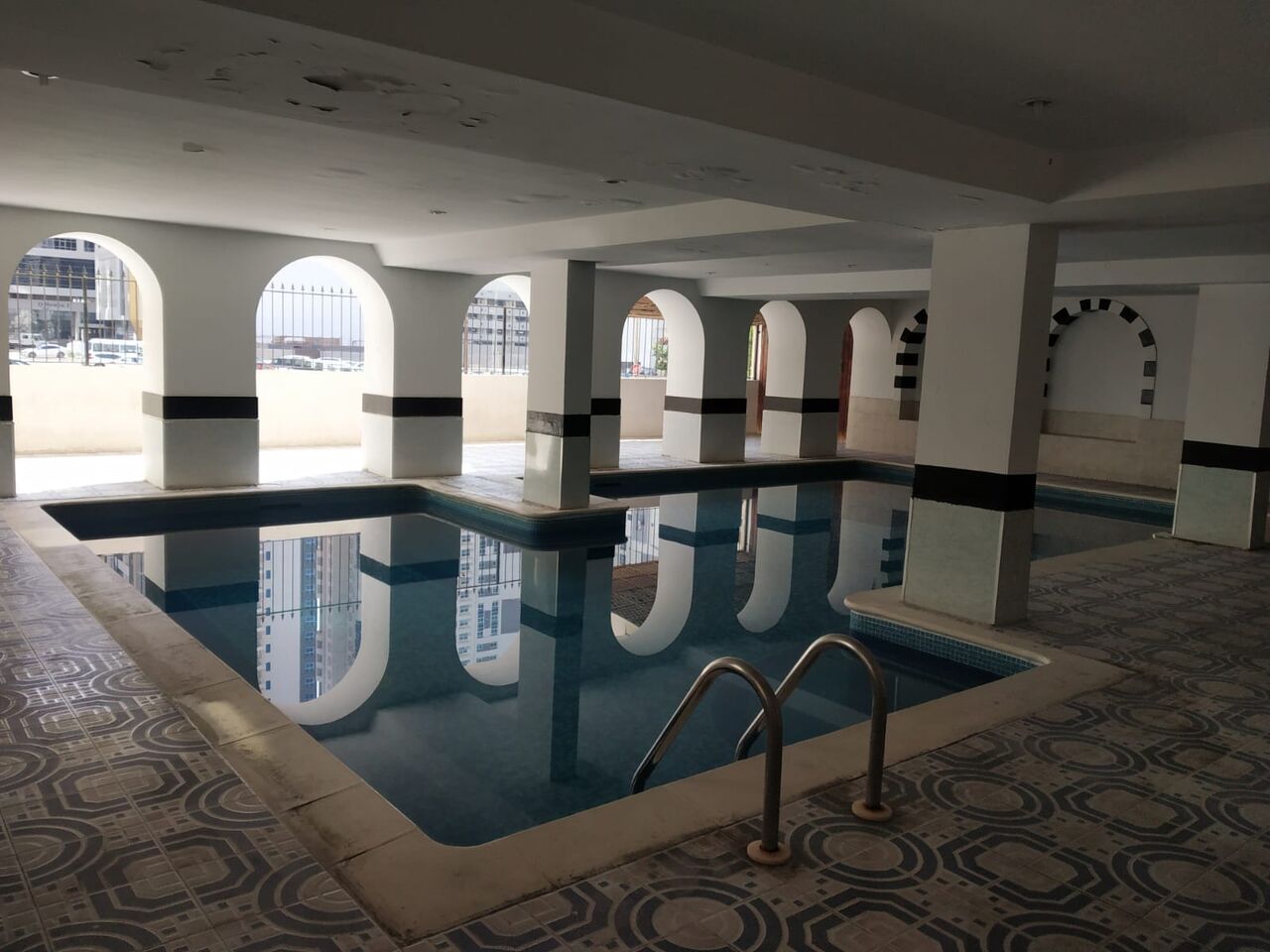 Juffair, Apartments, Flats, Houses & Villas, BHD 300/month,  Furnished,  3 BR,  Semifurnished With EWA