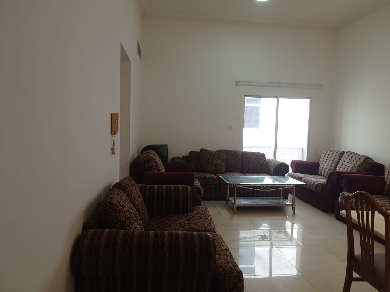 Juffair, Apartments, Flats, Houses & Villas, BHD 300/month,  Furnished,  3 BR,  Semifurnished With EWA