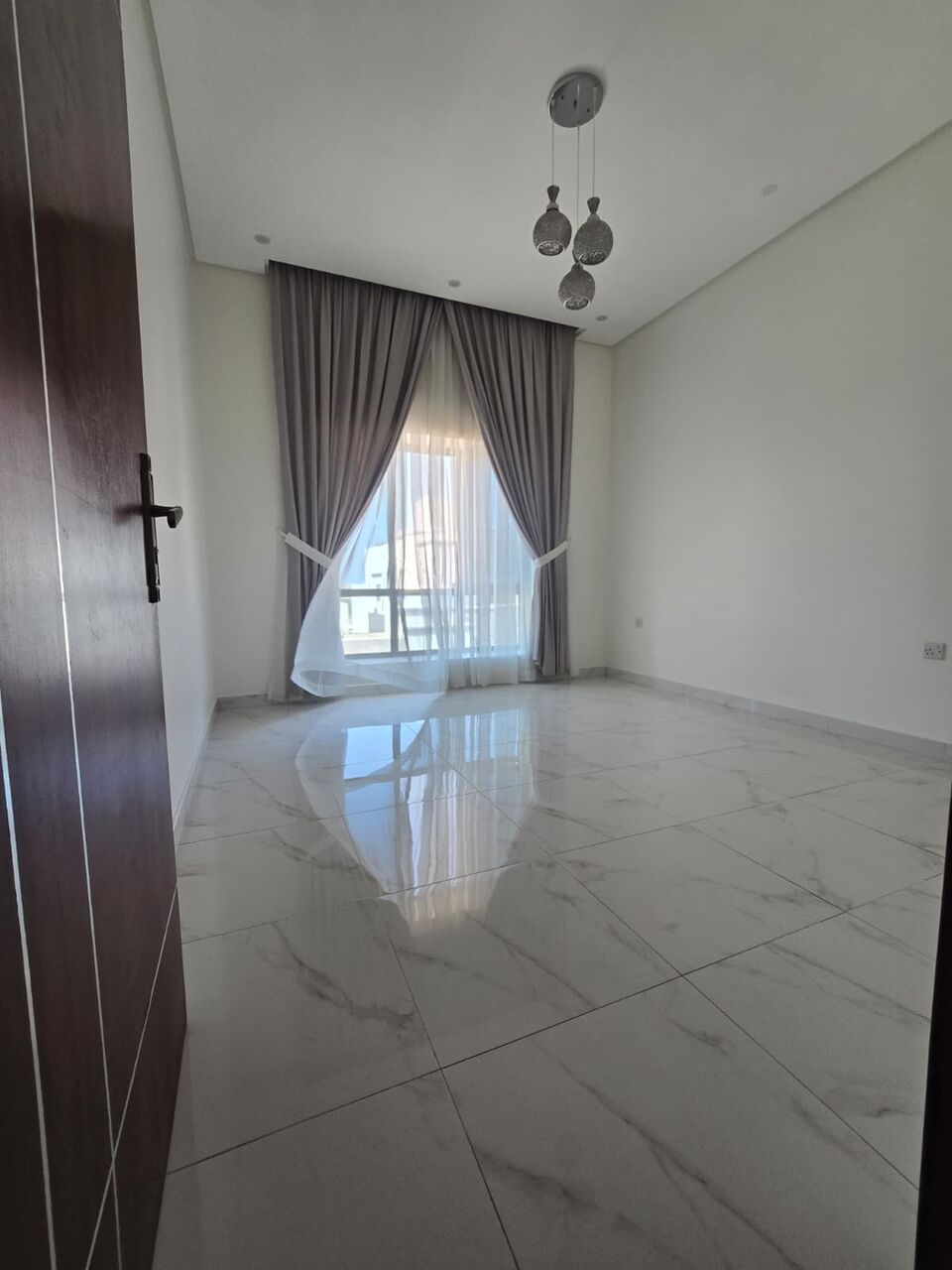 Hidd, Apartments, Flats, Houses & Villas, BHD 250,  3 BR,  Half Furnitured Flat For Rent In Hidd