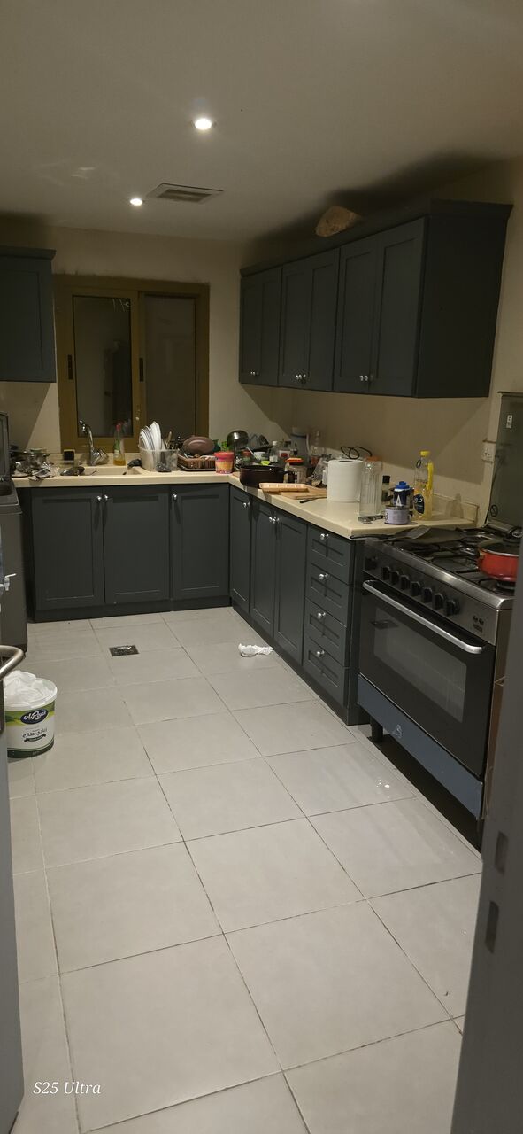 Al Malaz, Apartments, Flats, Houses & Villas, SAR 1850/month,  1 BR,  Looking For 1 Bachelor To Share 4 Bedroom Full Furnished Flat