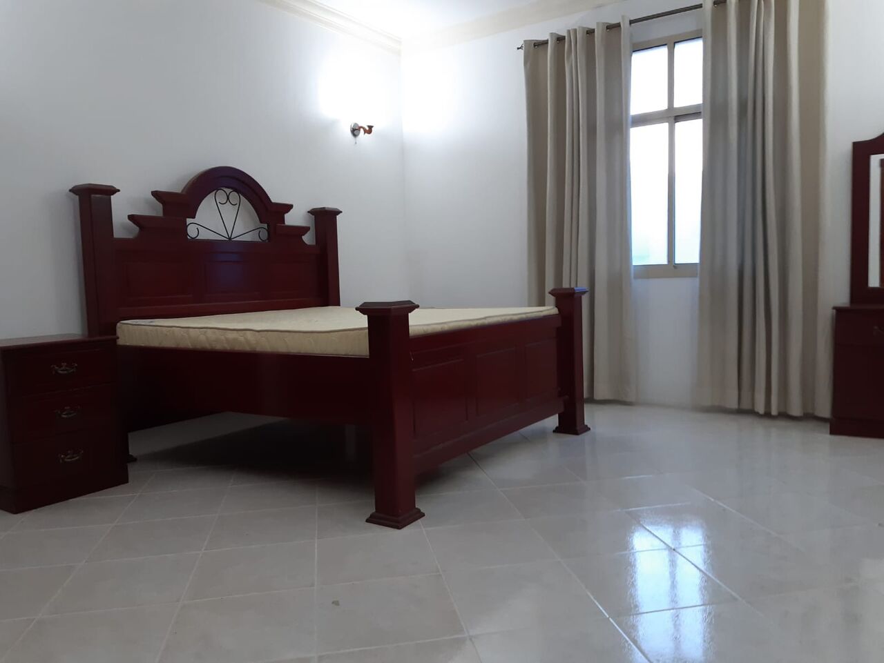 Juffair, Apartments, Flats, Houses & Villas, BHD 360/month,  Furnished,  3 BR,  Family Building With Huge Flat