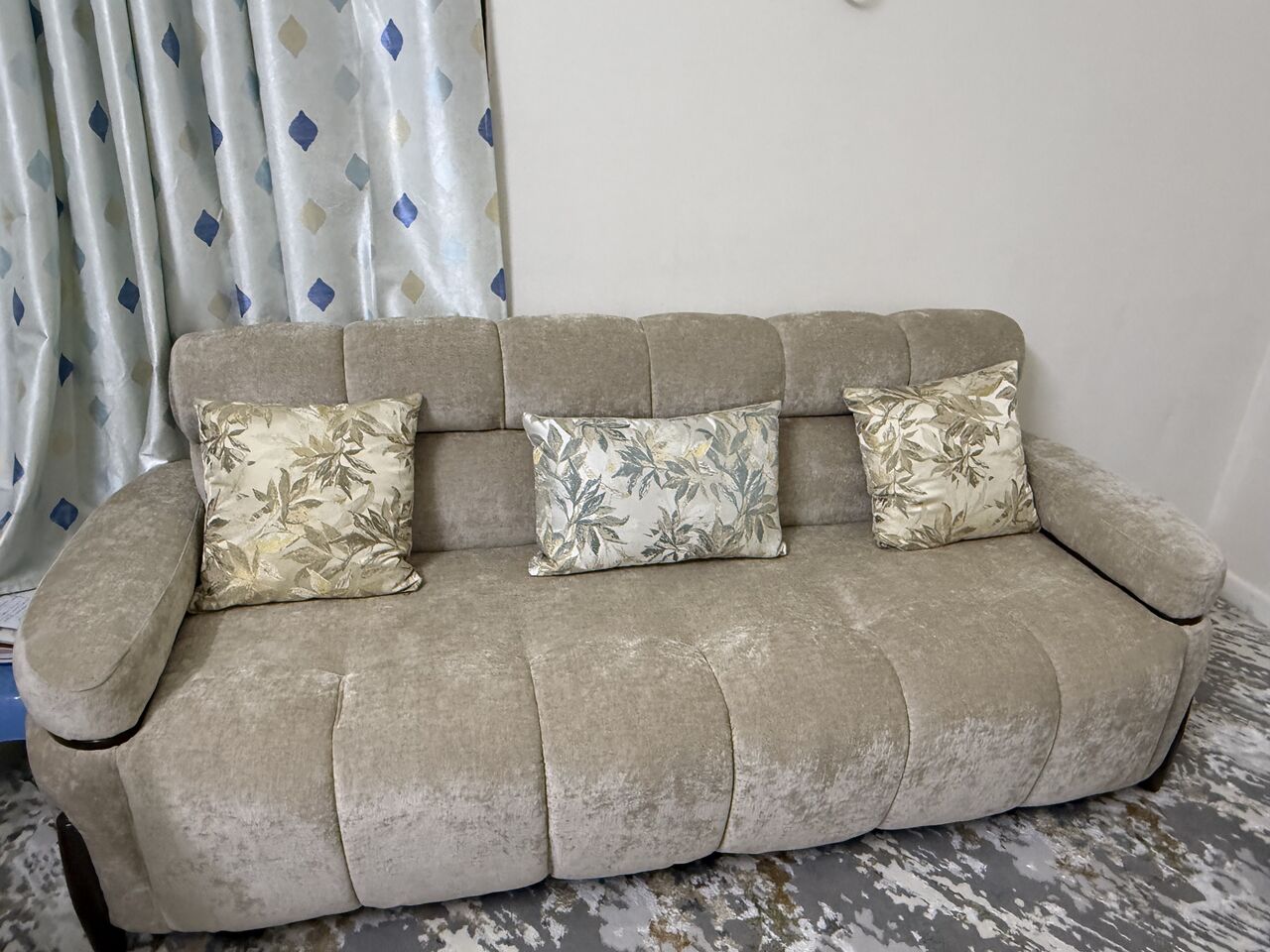 Riyadh, Furniture, SAR 2000,  Sofa