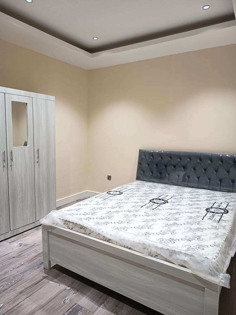 Khobar, Apartments, Flats, Houses & Villas, SAR 950/month,  Furnished,  4 BR,  Single Rooms-1650 Sar,bedspace-950 Sar,available For Working Professionals Only