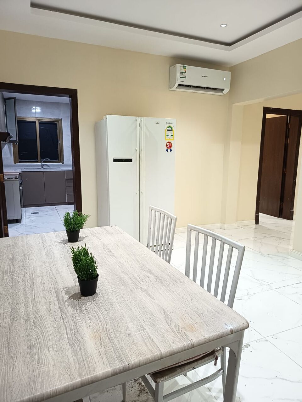 Khobar, Apartments, Flats, Houses & Villas, SAR 950/month,  Furnished,  4 BR,  Single Rooms-1650 Sar,bedspace-950 Sar,available For Working Professionals Only