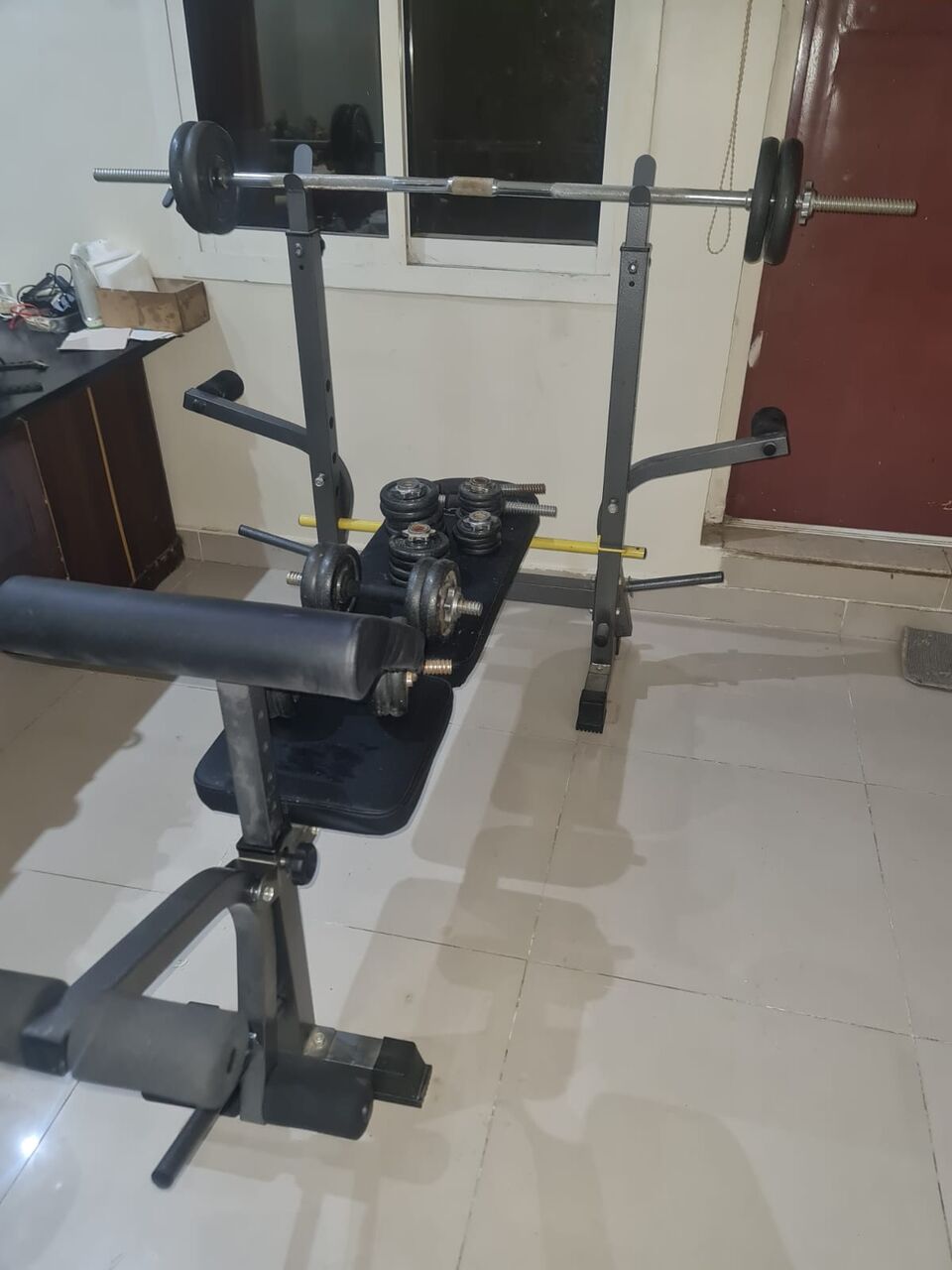 Khobar, Sporting Goods, SAR 800,  طقم بنش رياضي كامل مع أوزان   Complete Gym Bench Press Set