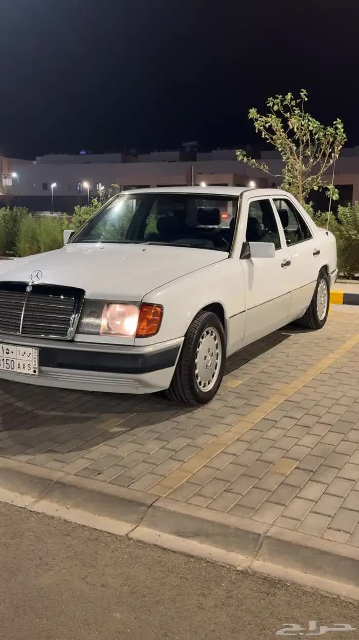 Jubail, Vehicles, Cars & Trucks , SAR 22000,  Automatic Mercedes Benz 1991 E200,  1991,  Automatic,  190000 KM,