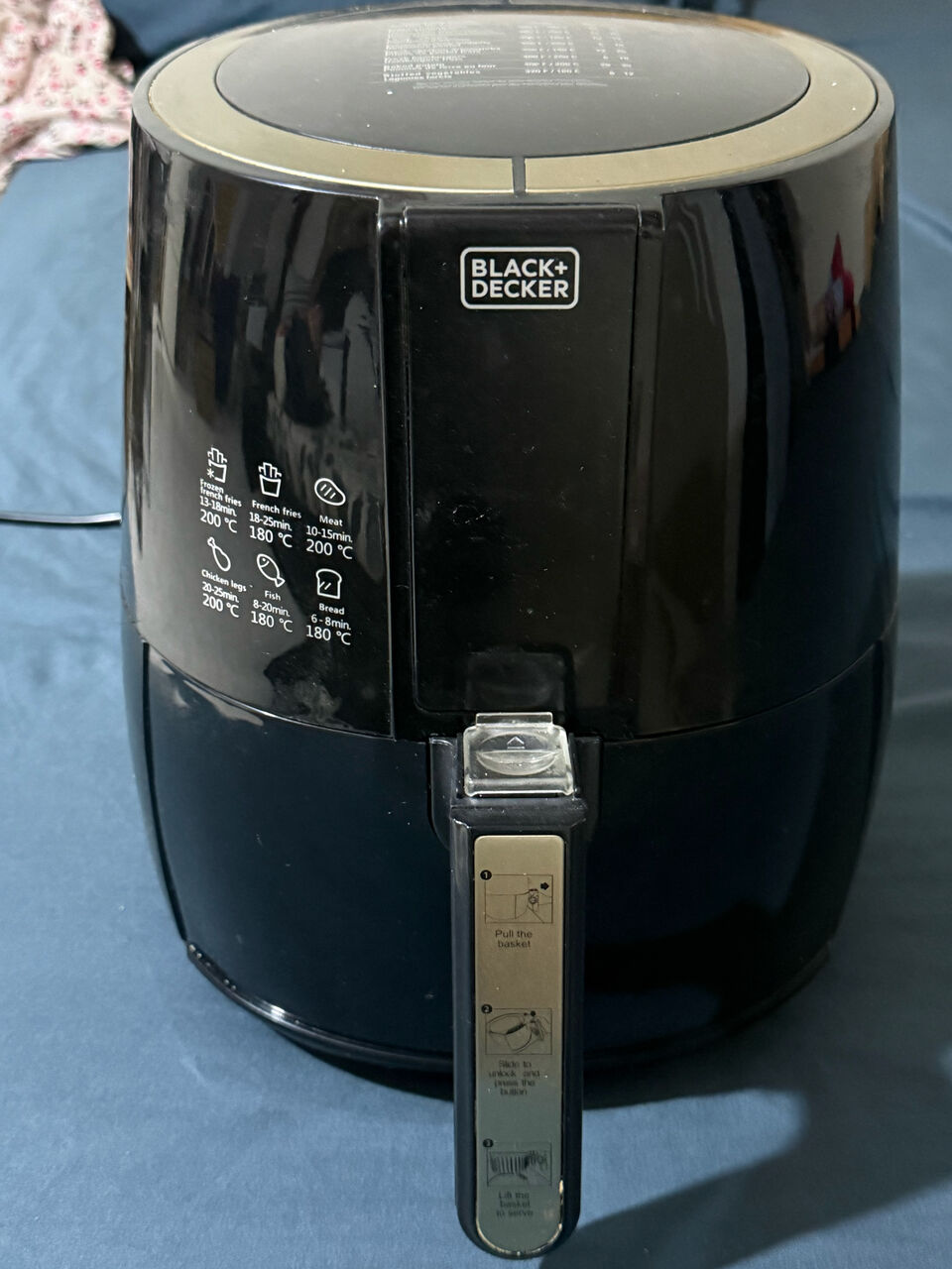 Al Malaz, Appliances, SAR 100,  BLACK+DECKER Digital Air Fryer, 1500W, 4L Capacity