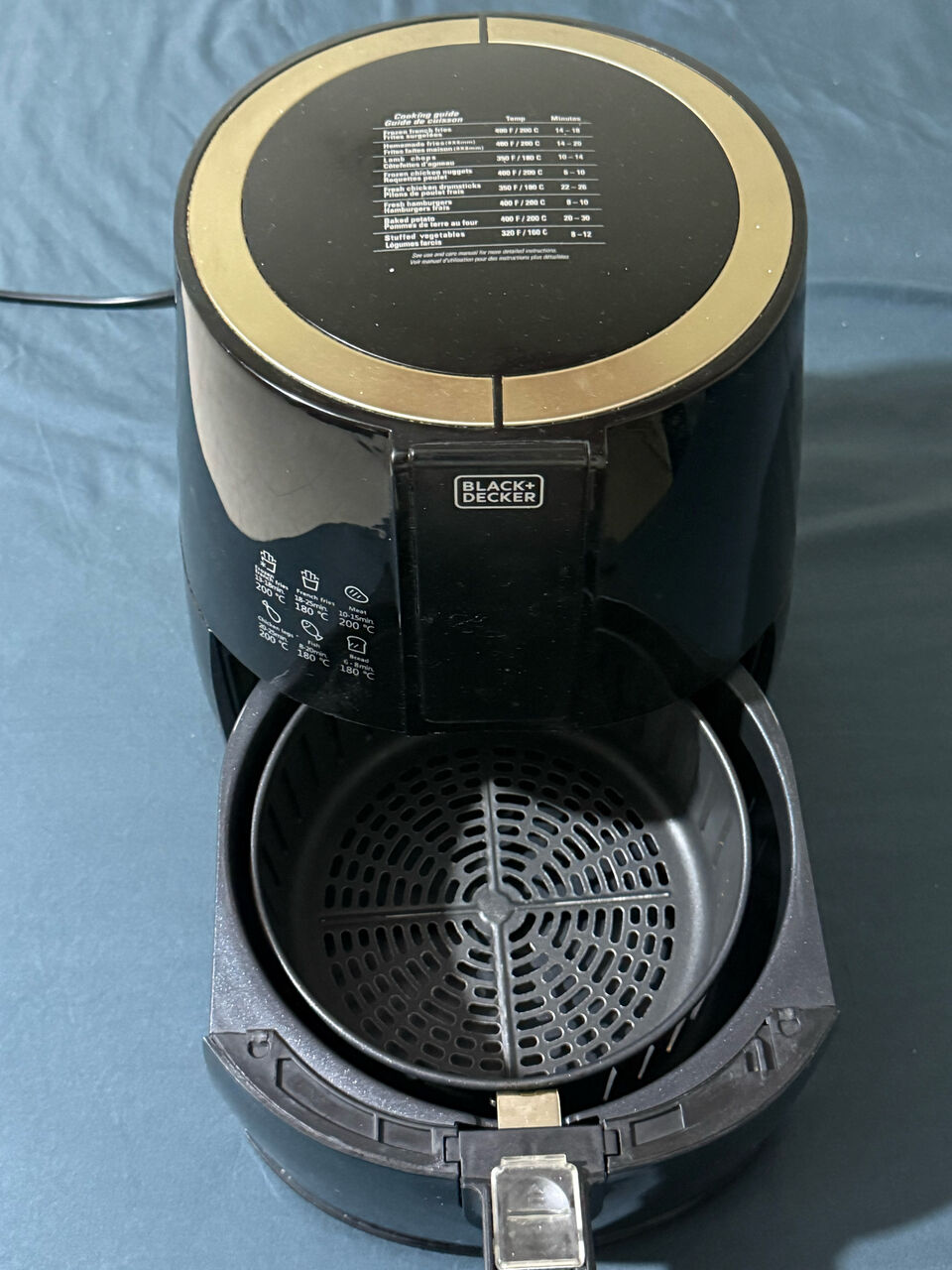 Al Malaz, Appliances, SAR 100,  BLACK+DECKER Digital Air Fryer, 1500W, 4L Capacity