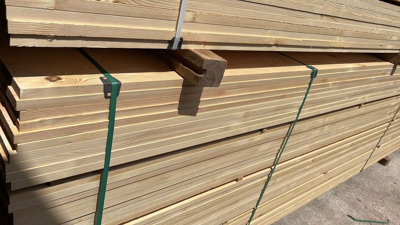 Paris, Furniture, EUR 50,  European White Oak Lumber, Douglas Fir,PINE WOOD LUMBER,LARCH SPRUCE WOOD LUMBER Teak Lumb
