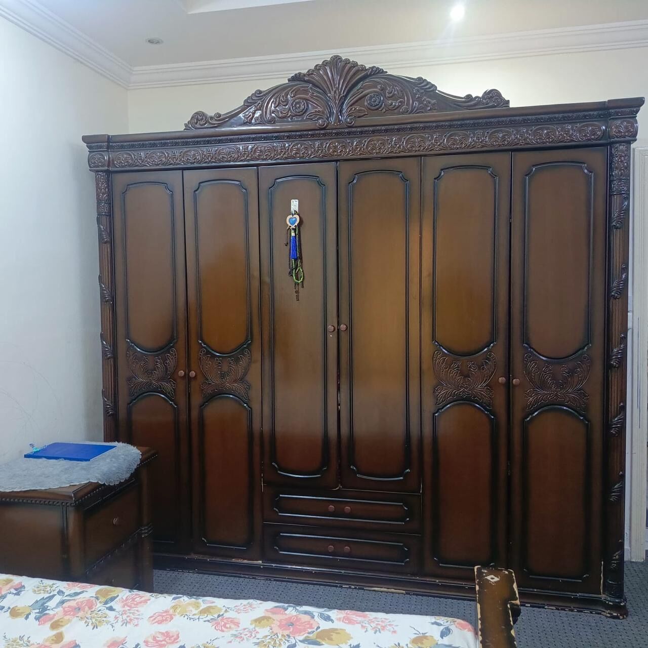 Jeddah, Furniture, SAR 1200,  Bedroom Set For Sale - Good Condition
