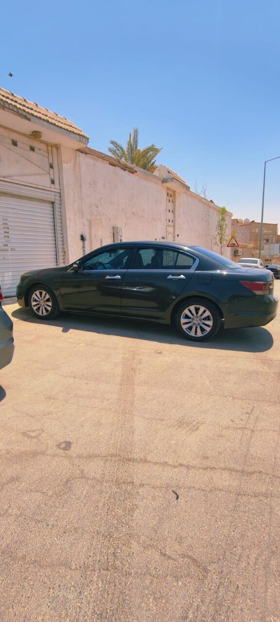 Riyadh, Vehicles, Cars & Trucks , SAR 21500,  HONDA ACCORD,  2011,  Automatic,  412000 KM,   FULL OPTION