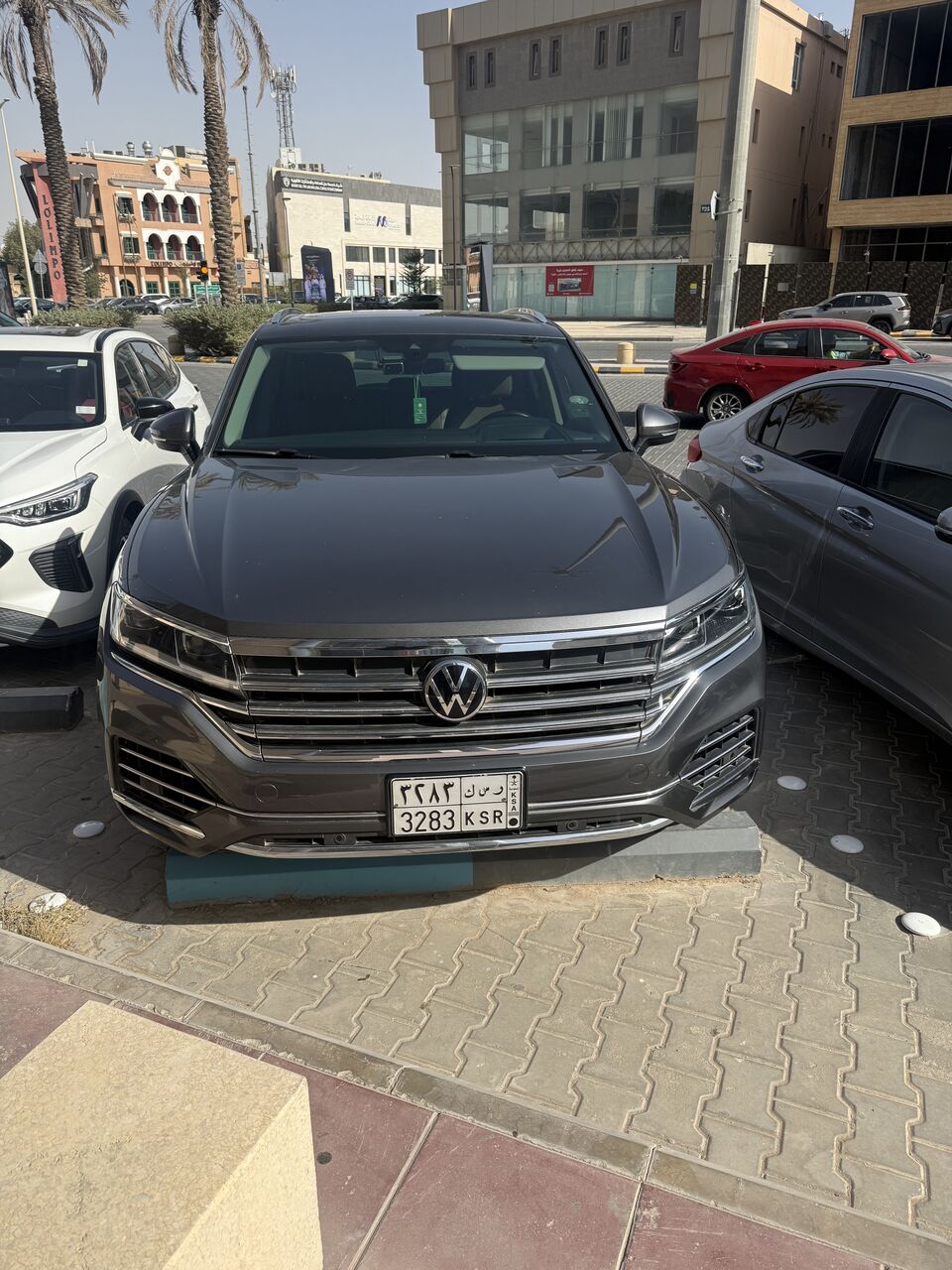 Al Sulaymaniyyah, Vehicles, Cars & Trucks , SAR 130,  VW TOUAREG,  2023,  Automatic,  58000 KM,