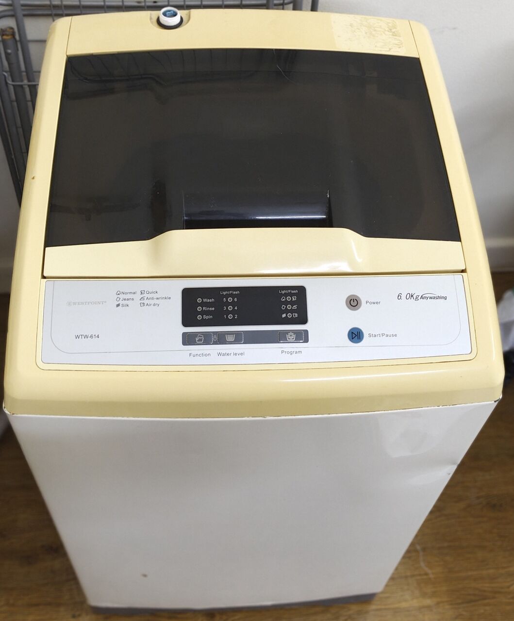 Manama, Appliances, BHD 27,  Westpoint 6kg Washing Machine. Good Condition