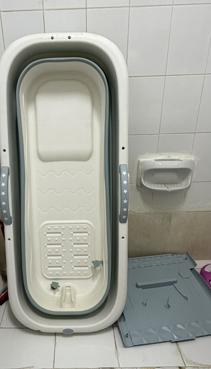 Jeddah, Household Items, SAR 150,  LARGE PORTABLE BATH TUB