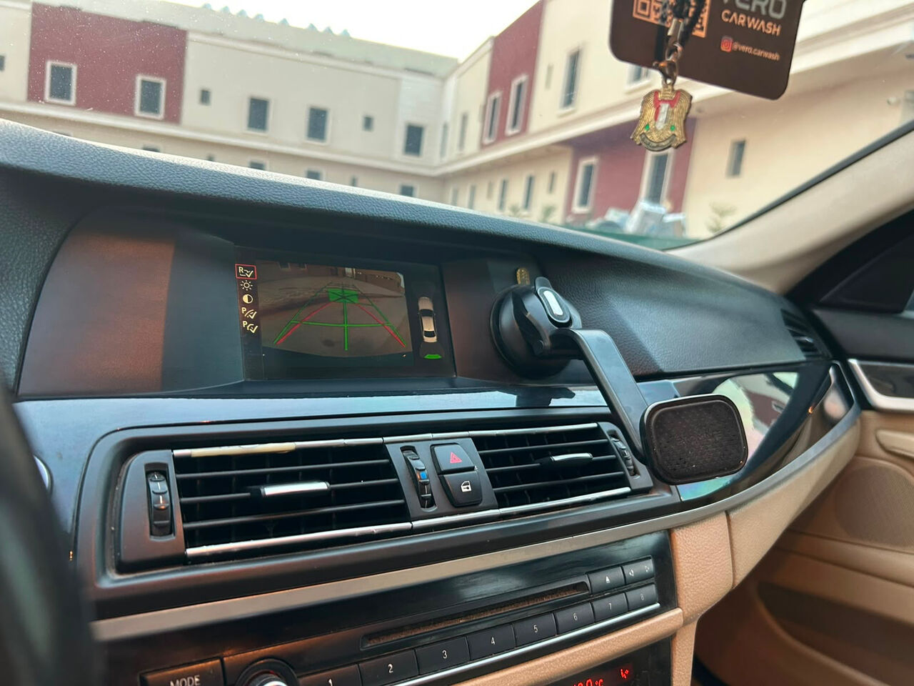 Riyadh, Vehicles, Cars & Trucks , SAR 23000,  Bmw 520,  2013,  Automatic,  335000 KM,  For Sale:  I &ndash; 4-Cylinder