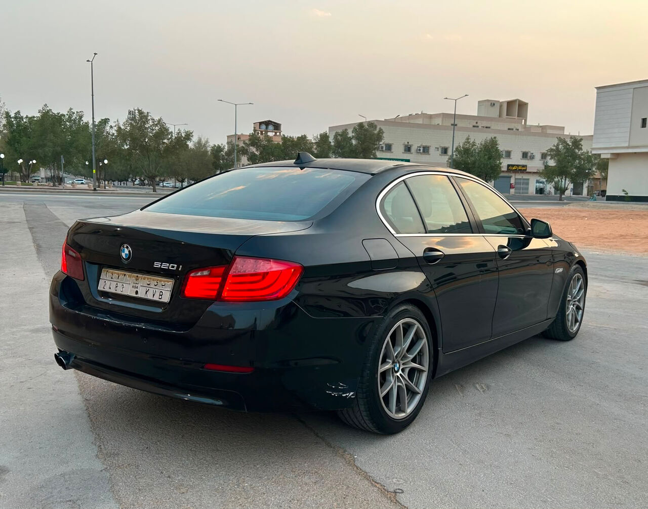 Riyadh, Vehicles, Cars & Trucks , SAR 23000,  Bmw 520,  2013,  Automatic,  335000 KM,  For Sale:  I &ndash; 4-Cylinder