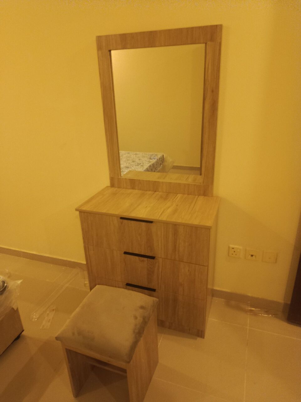 Jeddah, Furniture, SAR 1,  New Complete Bedroom Set For Sale