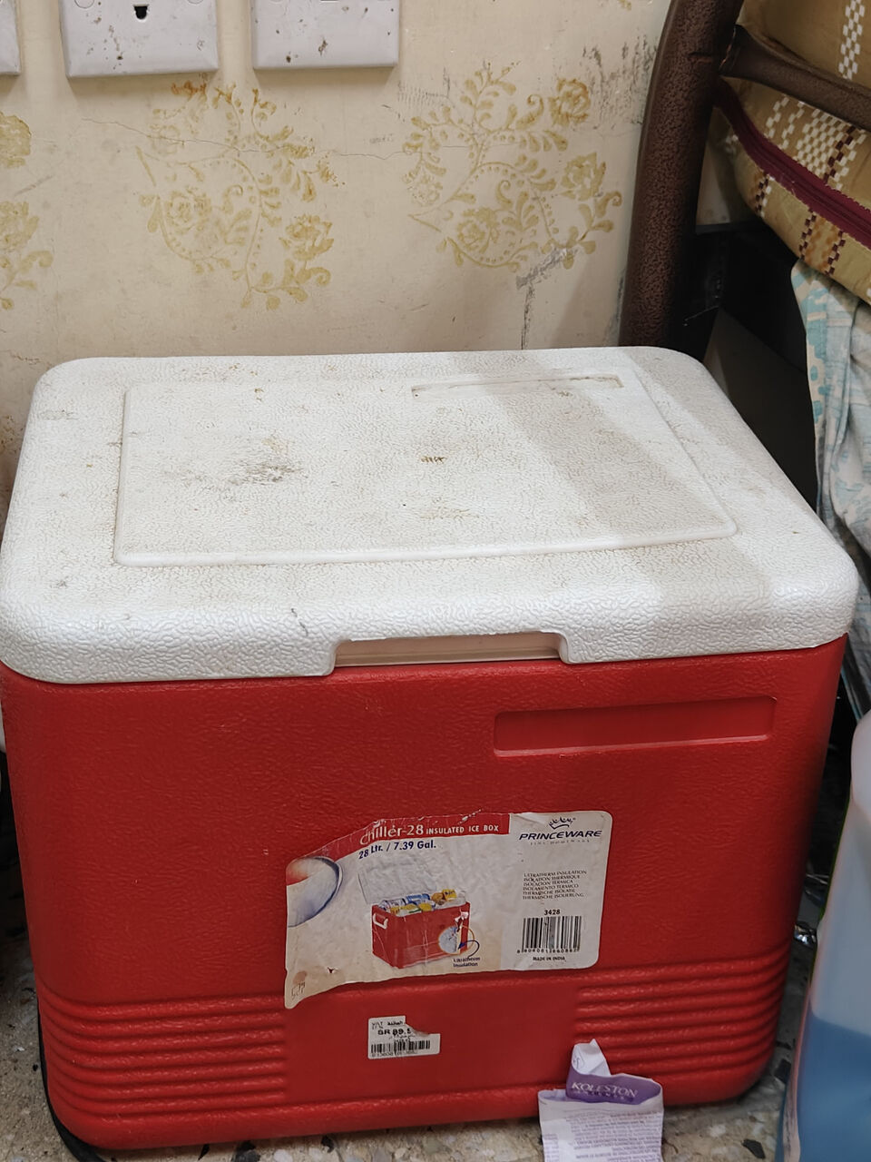 Al Murabba, Household Items, SAR 50,  That Is A Red Princeware 28-Liter Insulated Ice Box Designed For Camping, Picnics, And Kee