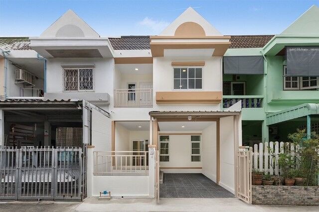 Bangkok, Real Estate For Sale, THB 2650000,  3 BR,  21 Sq. Feet,  ทาวน์เฮ้าส์ 2 ชั้น รีโนเวทใหม่ ซอยต