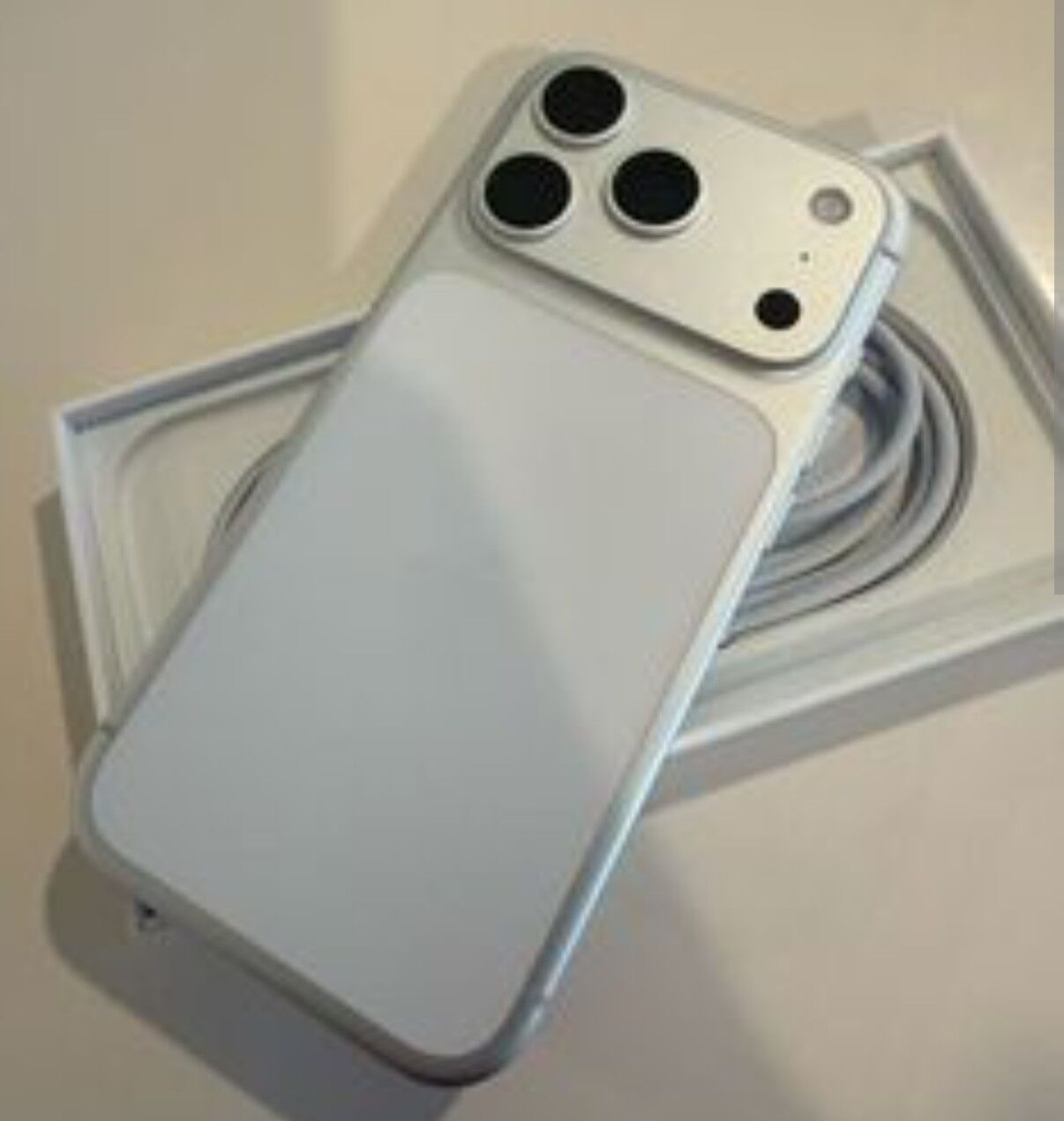 Riyadh, Mobile Phones, SAR 4500,  Iphone 17 Pro Max 256gb Silver 2months Used Only(No Scratches)