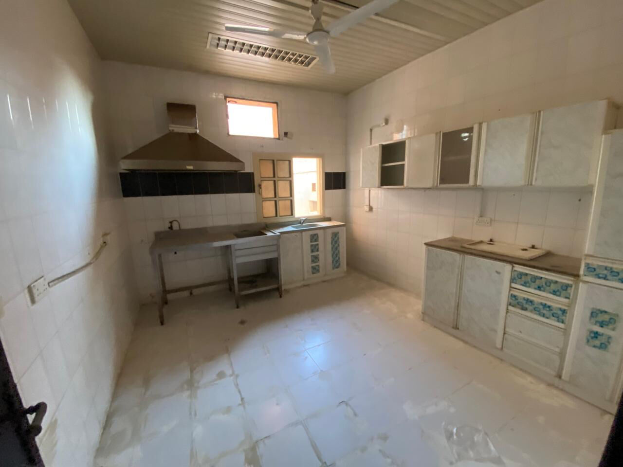 Manama, Apartments, Flats, Houses & Villas, BHD 140/month,  2 BR,  2 BHK APT At Janusan For Rent