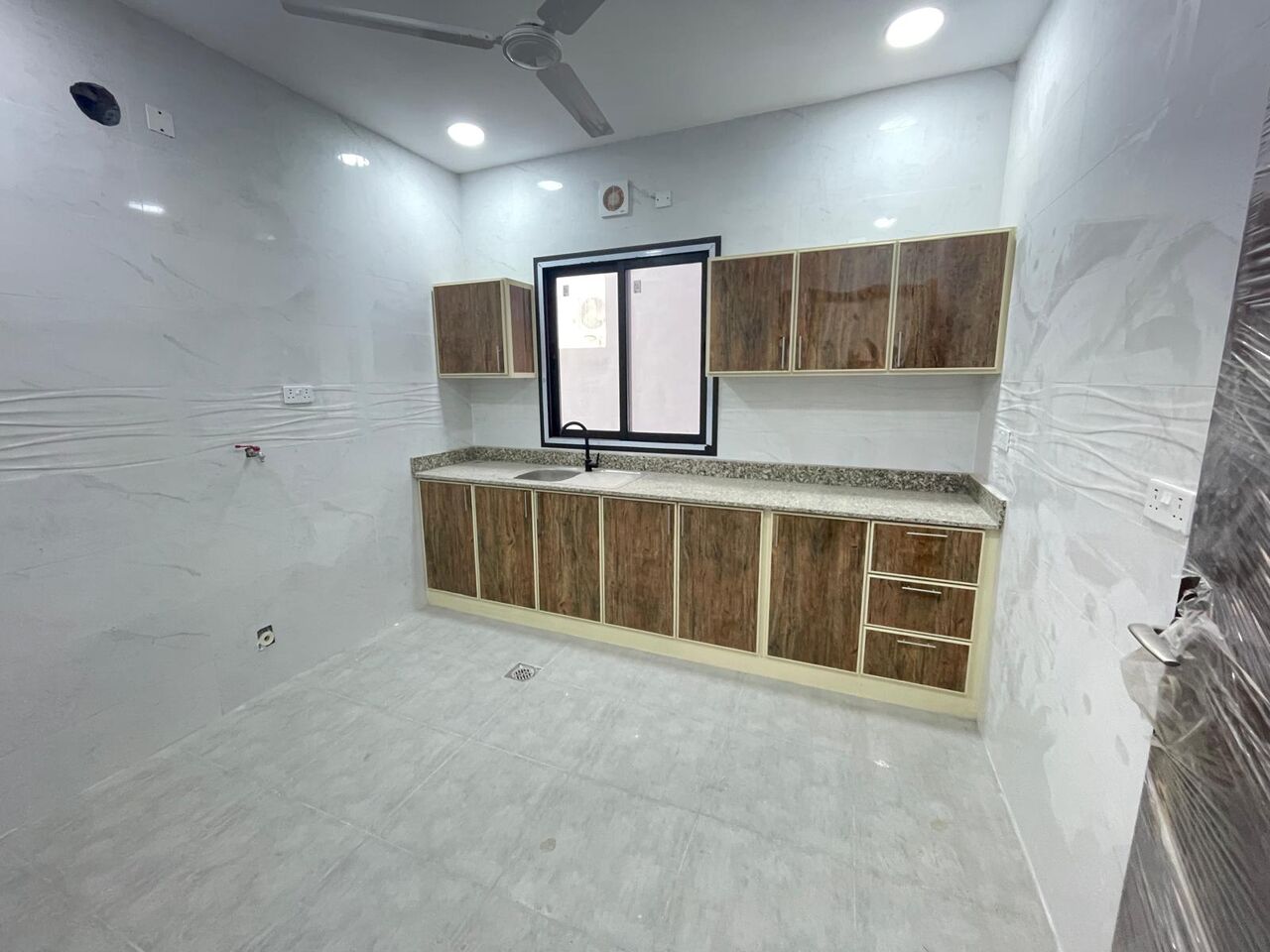 Jid Ali, Apartments, Flats, Houses & Villas, BHD 270/month,  2 BR,  2 Bedroom Flat With Ewa