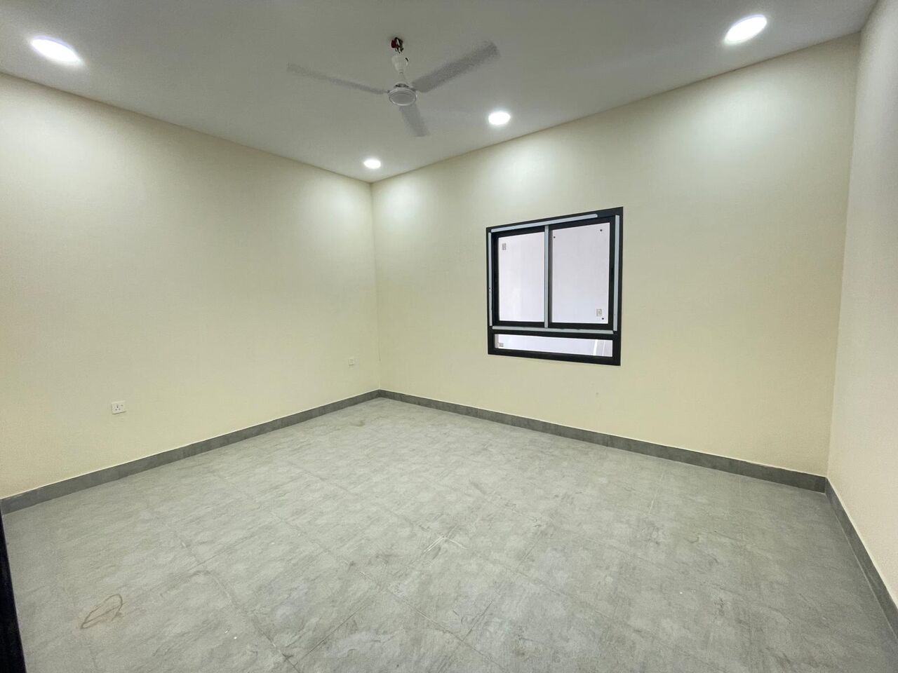 Jid Ali, Apartments, Flats, Houses & Villas, BHD 270/month,  2 BR,  2 Bedroom Flat With Ewa