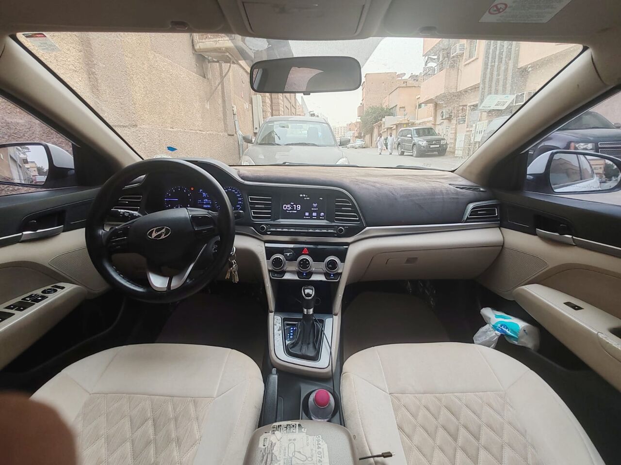Riyadh, Vehicles, Cars & Trucks , SAR 32000,  Hyundai Elantra,  2020,  Automatic,  200000 KM,