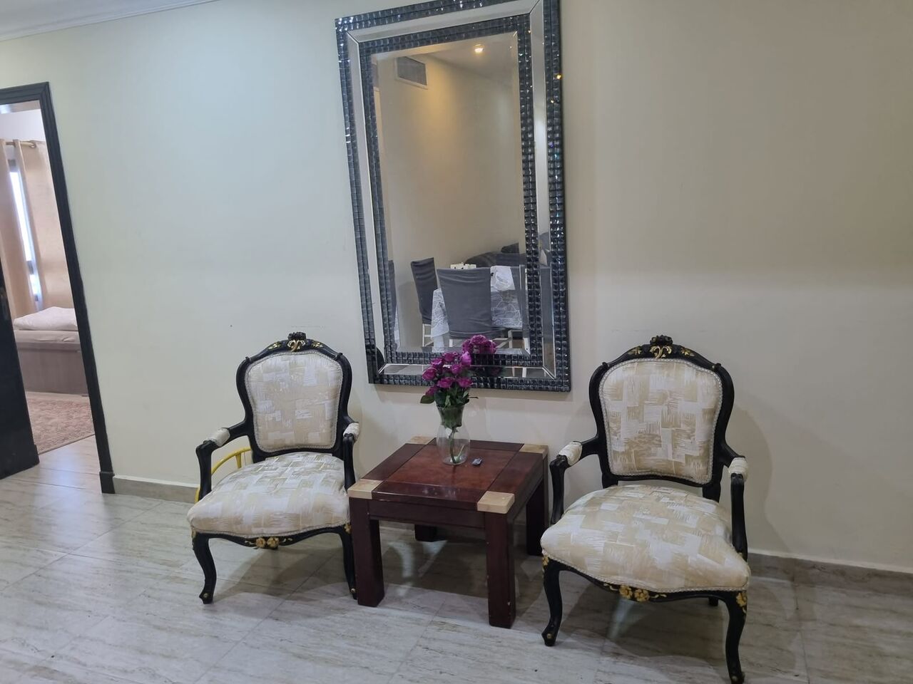 Busaiteen, Apartments, Flats, Houses & Villas, BHD 330/month,  Furnished,  3 BR,  134 Sq. Meter,  Fully Furnished Apartment In Busaiteen 3bed, 2baths, Living Rm Next To King Hamad Hospital