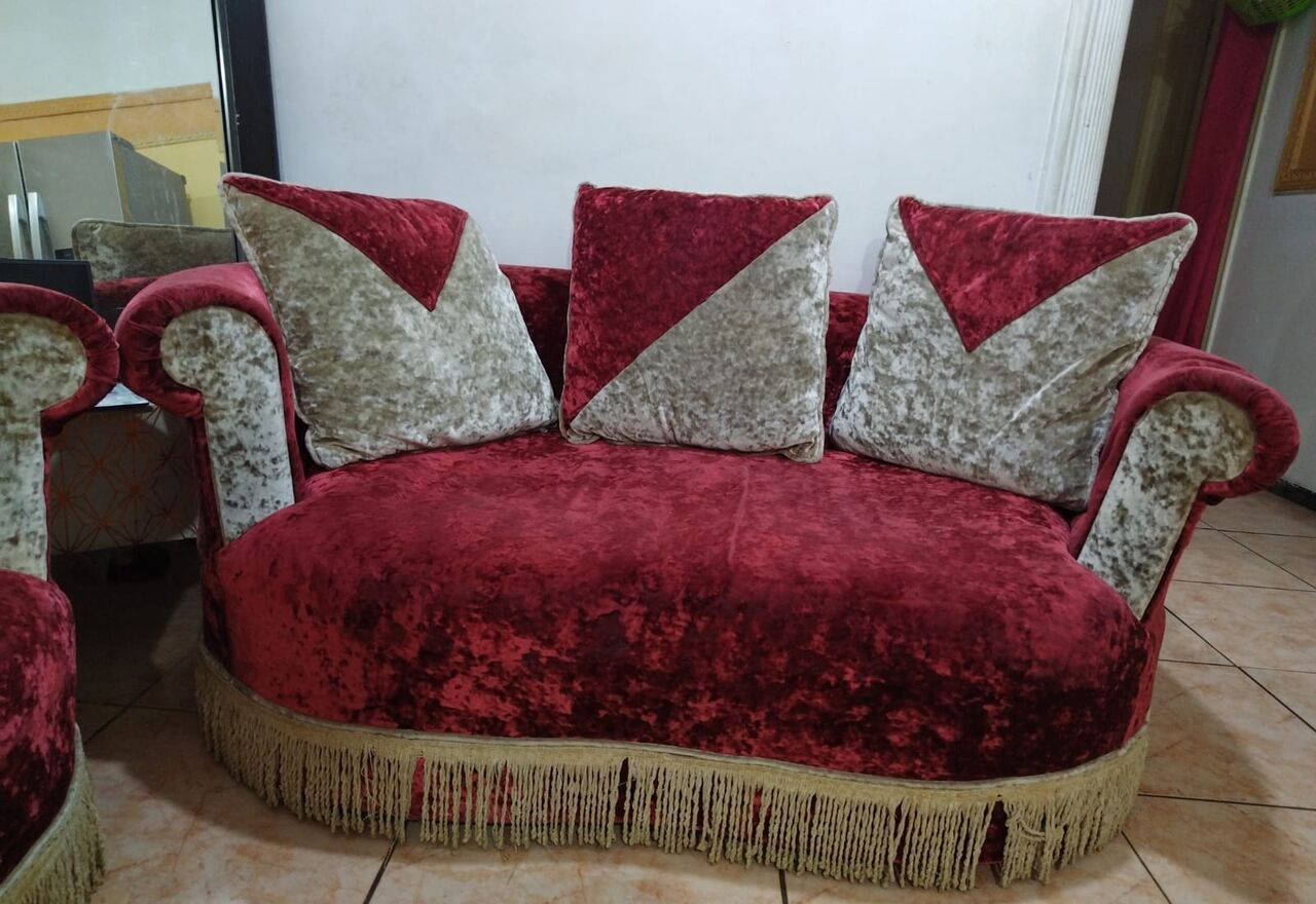 Jeddah, Free Items, SAR 1,  Sofa 7 Seater And Cupboard