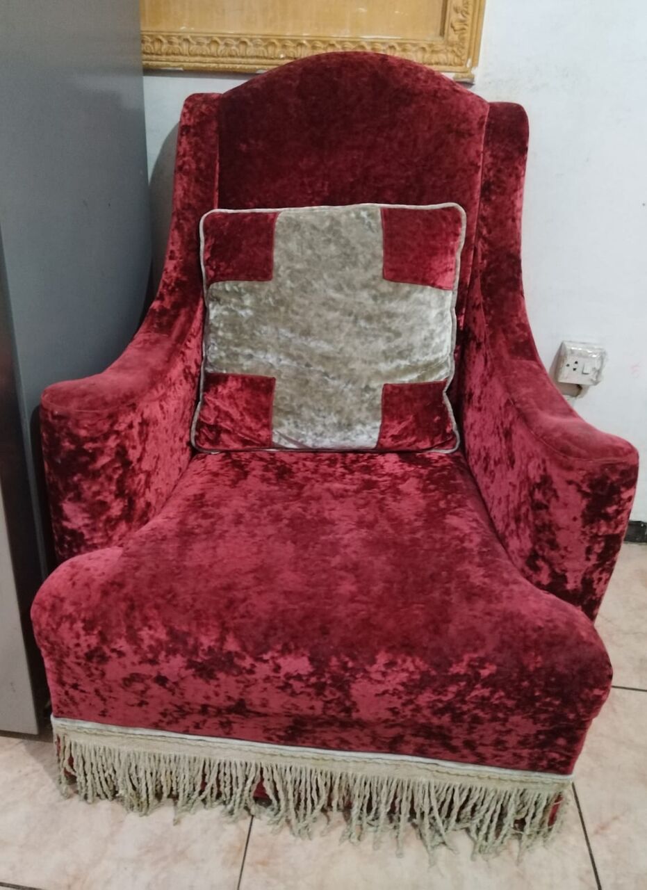 Jeddah, Free Items, SAR 1,  Sofa 7 Seater And Cupboard